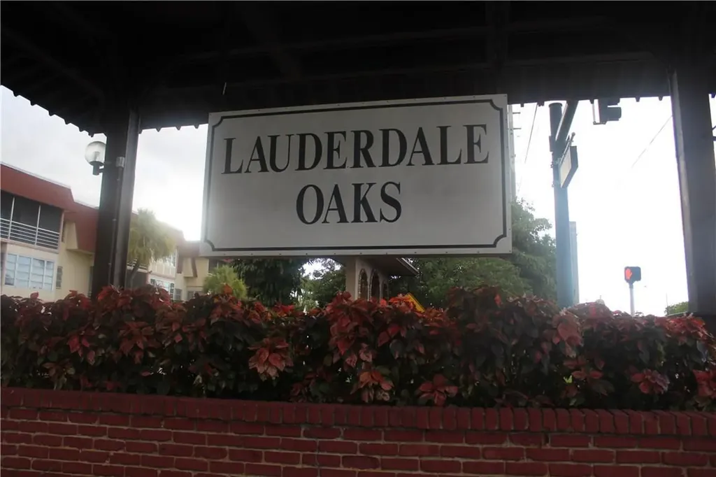 3071 NW 47th Terrace Lauderdale Lakes FL 33313