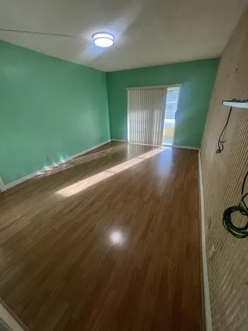 3071 NW 47th Terrace Lauderdale Lakes FL 33313
