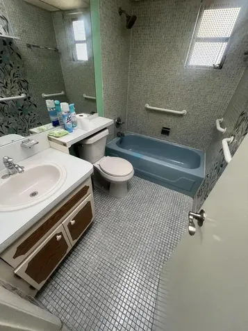 3071 NW 47th Terrace Lauderdale Lakes FL 33313