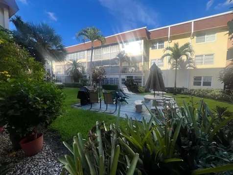 3071 NW 47th Terrace Lauderdale Lakes FL 33313