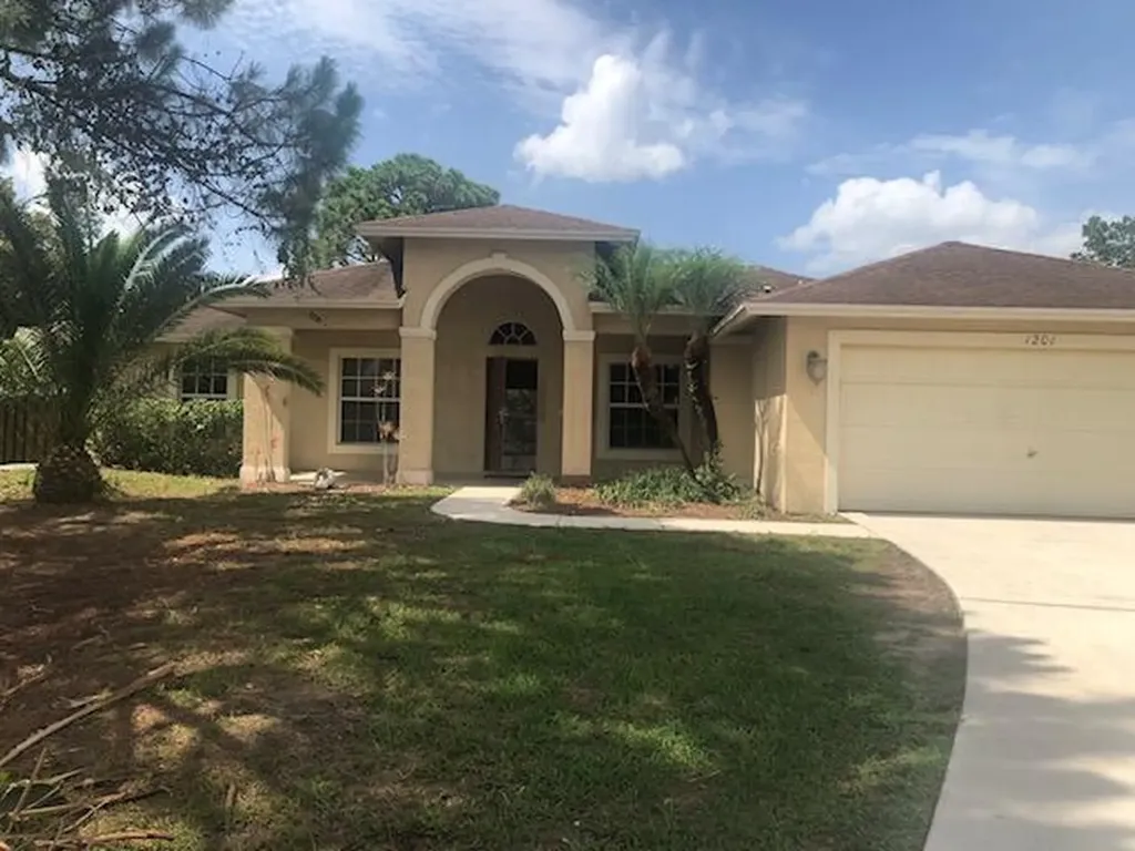1201 SW Idol Avenue Port St Lucie FL 34953