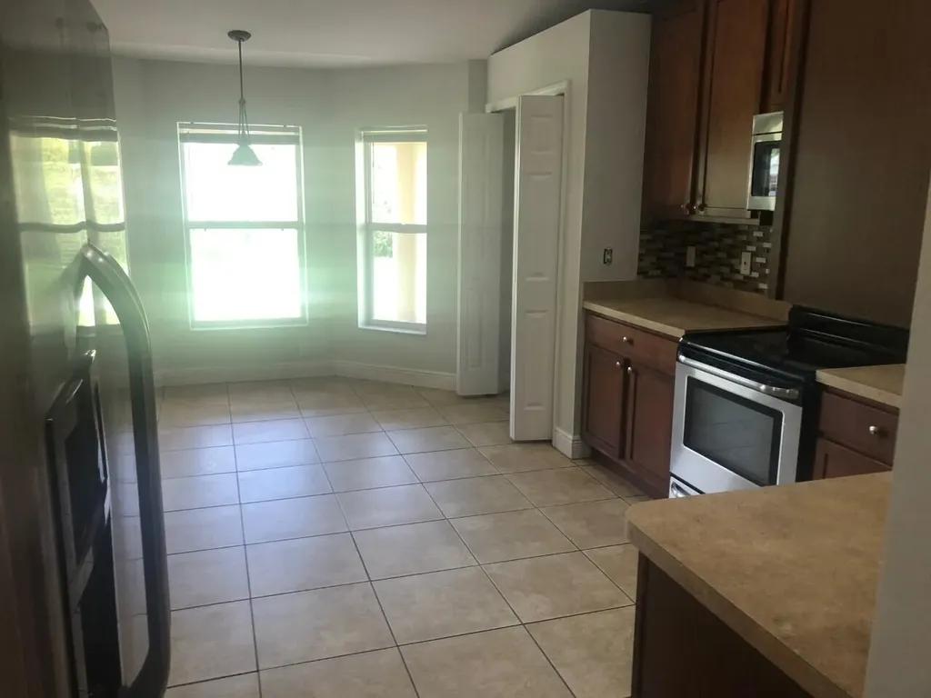 1201 SW Idol Avenue Port St Lucie FL 34953