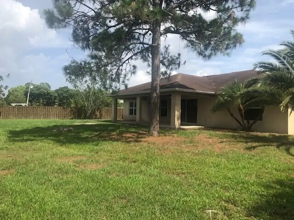 1201 SW Idol Avenue Port St Lucie FL 34953