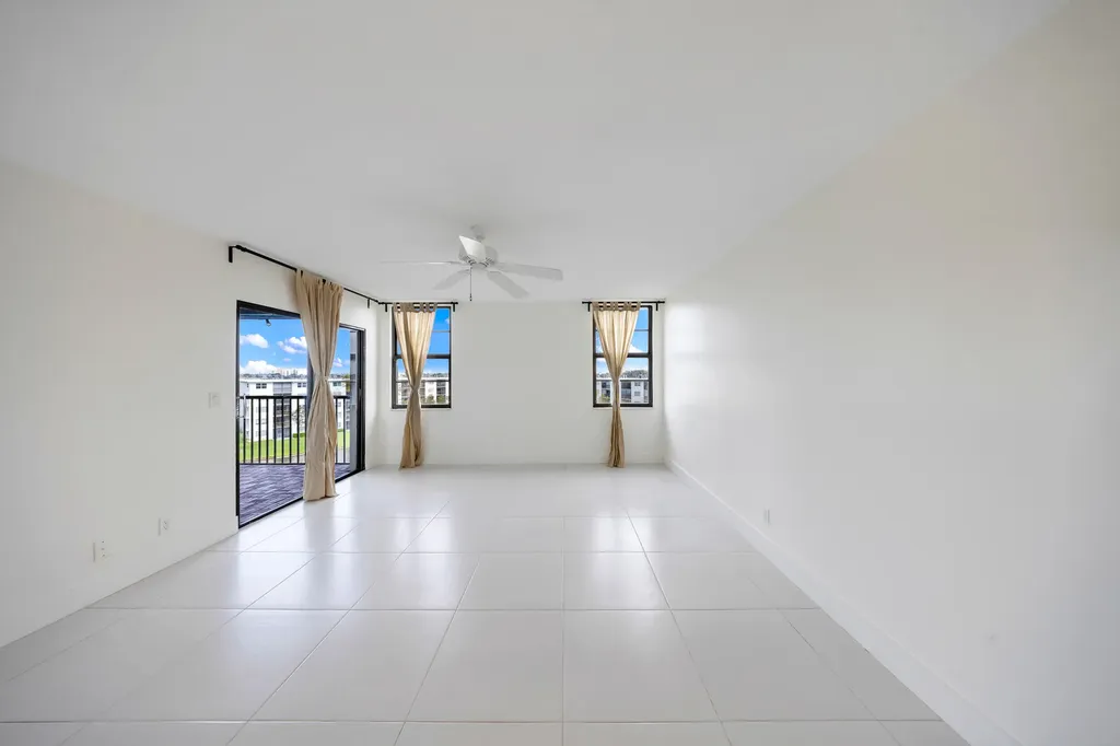 2217 Cypress Island Drive Pompano Beach FL 33069