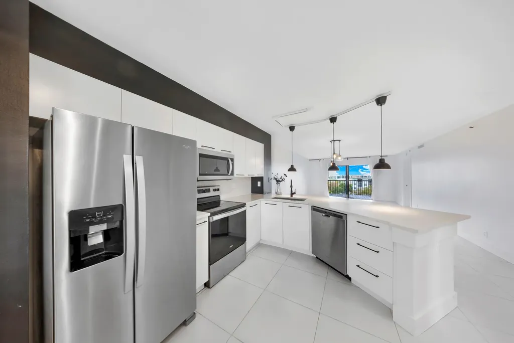 2217 Cypress Island Drive Pompano Beach FL 33069