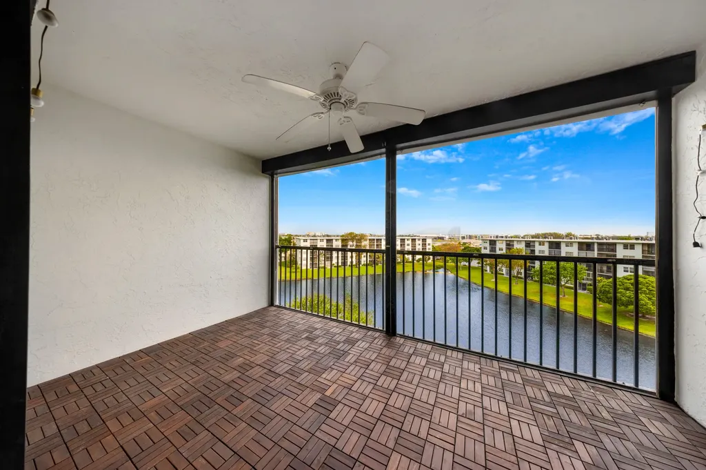 2217 Cypress Island Drive Pompano Beach FL 33069