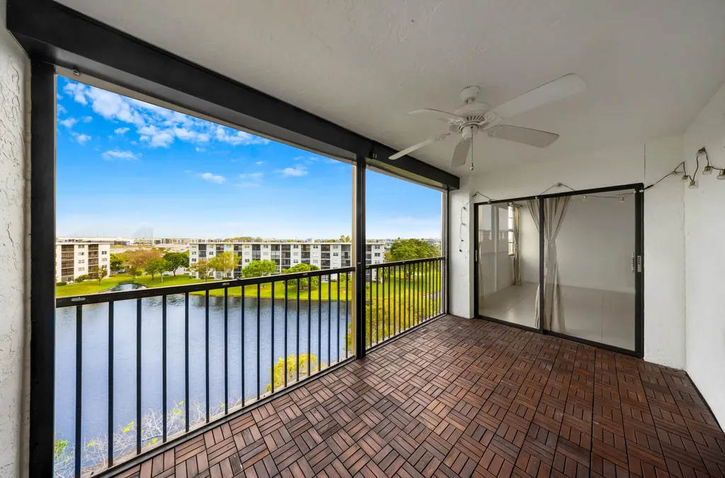 2217 Cypress Island Drive Pompano Beach FL 33069