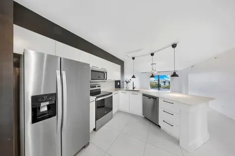 2217 Cypress Island Drive Pompano Beach FL 33069