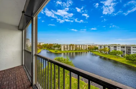 2217 Cypress Island Drive Pompano Beach FL 33069