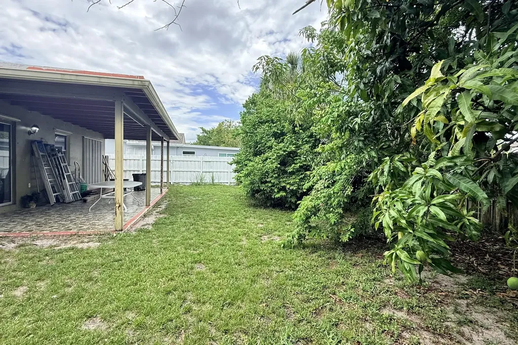 22652 SW 64th Way Boca Raton FL 33428