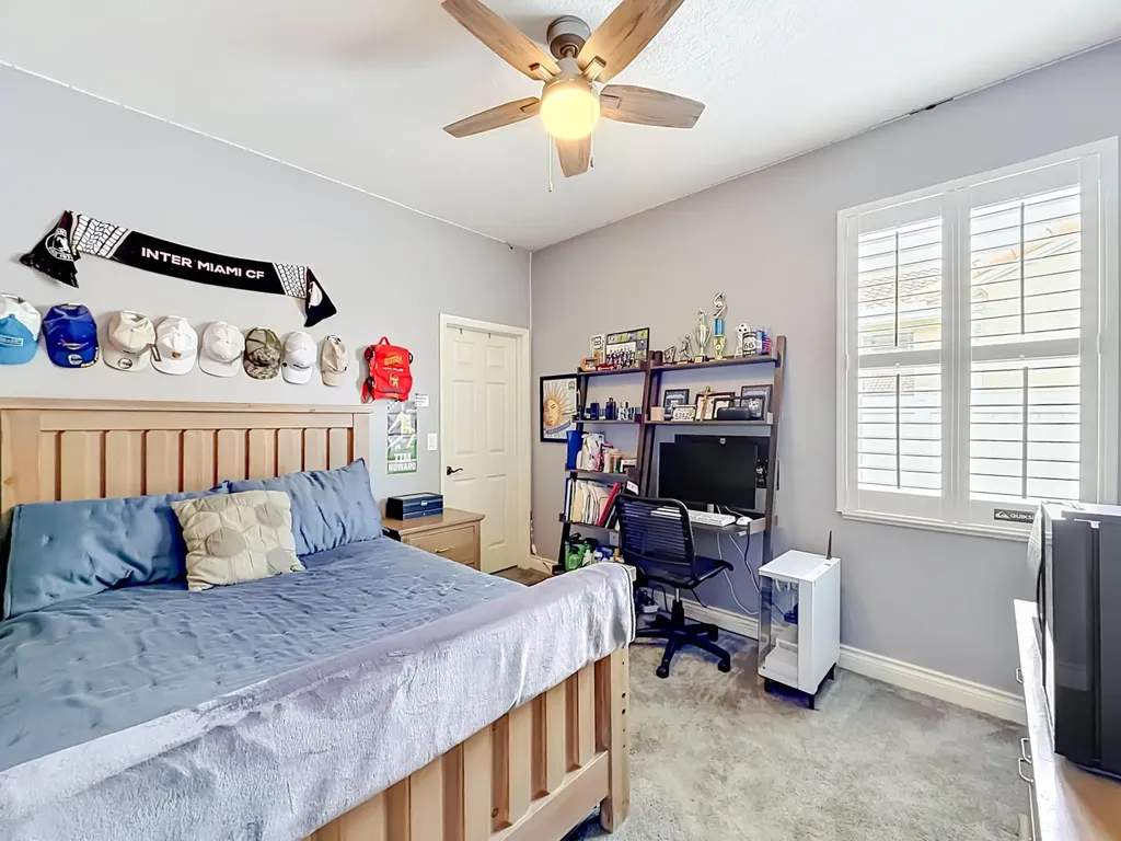 9419 Lake Serena Boca Raton FL 33496