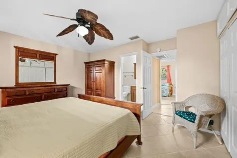 5151 W Oakland Park Boulevard Lauderdale Lakes FL 33313