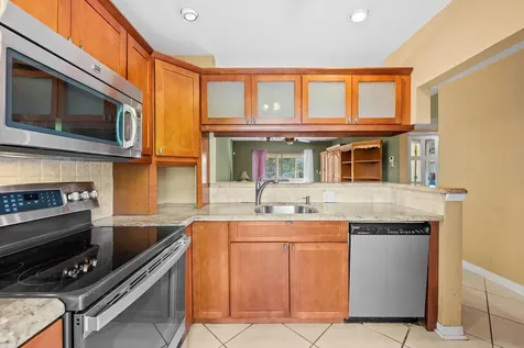 5151 W Oakland Park Boulevard Lauderdale Lakes FL 33313