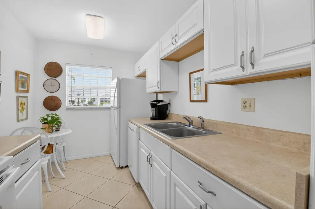14579 Canalview Drive Delray Beach FL 33484