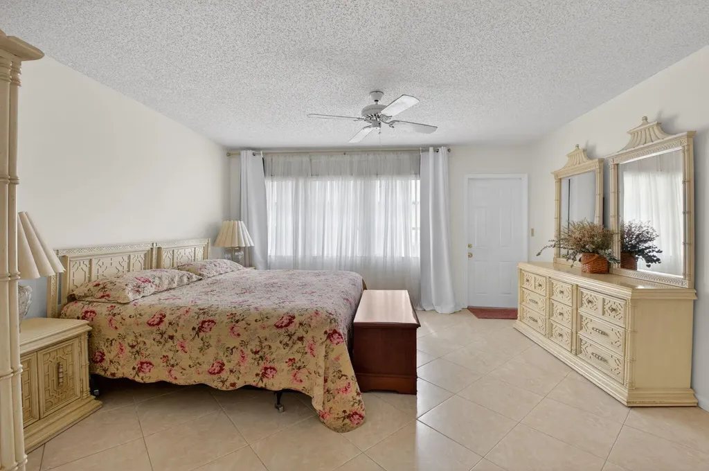 14579 Canalview Drive Delray Beach FL 33484