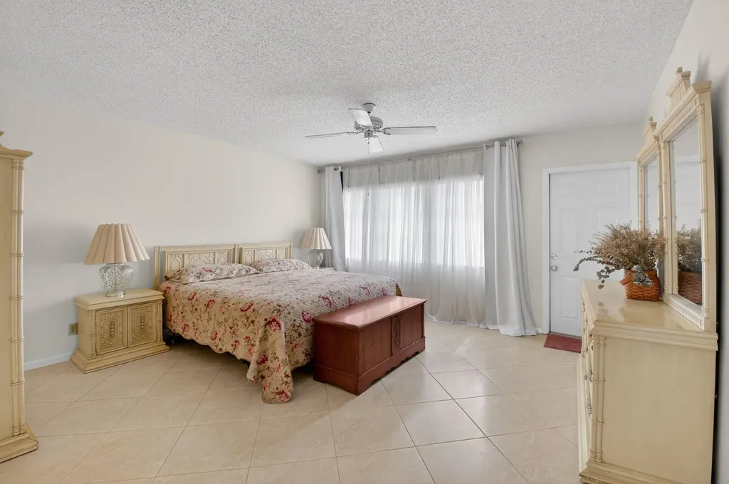 14579 Canalview Drive Delray Beach FL 33484