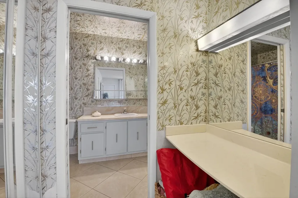 14579 Canalview Drive Delray Beach FL 33484