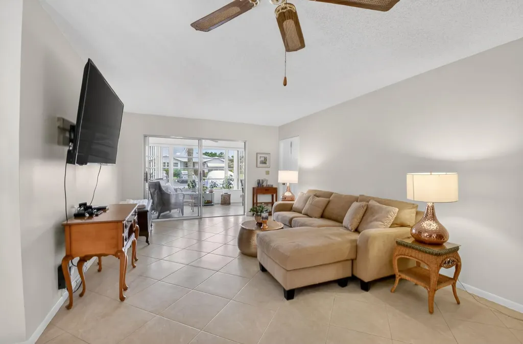 14579 Canalview Drive Delray Beach FL 33484