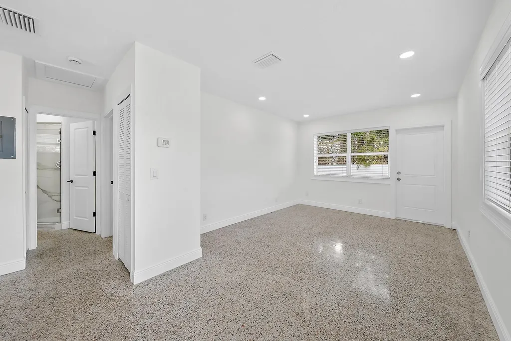 3808 Broadway West Palm Beach FL 33407