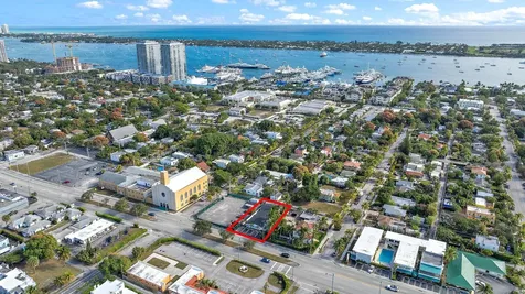 3808 Broadway West Palm Beach FL 33407