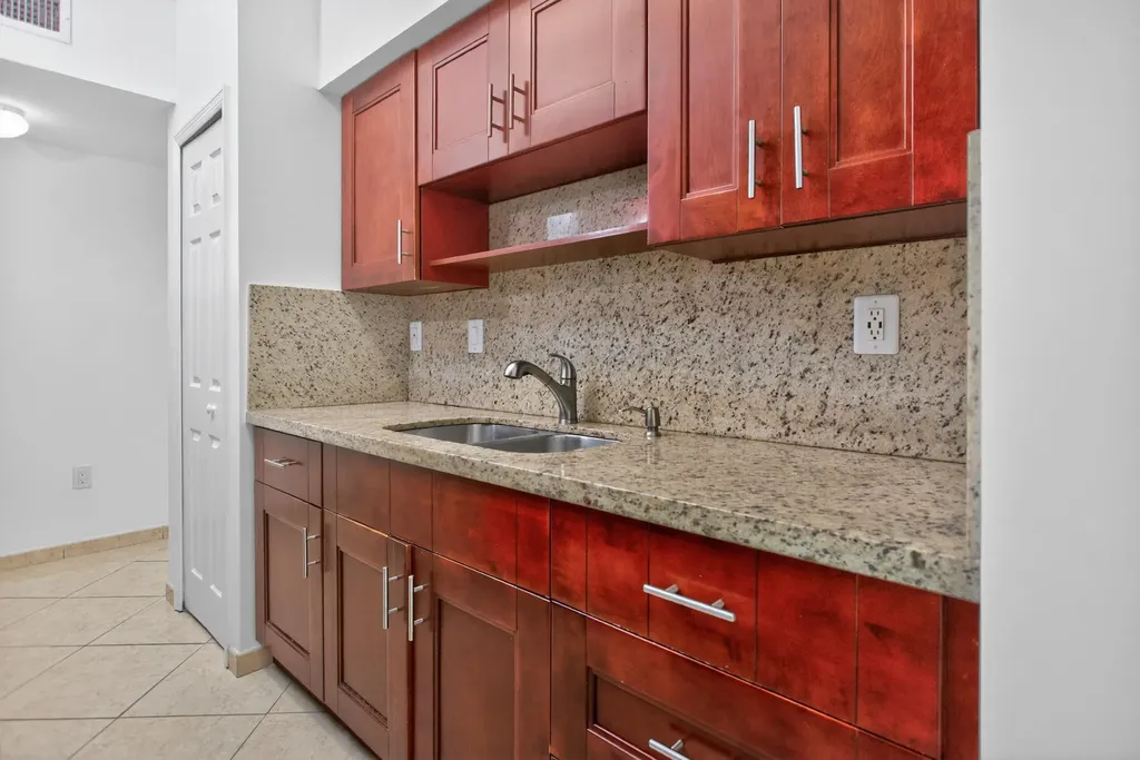 7085 Nova Drive Davie FL 33317
