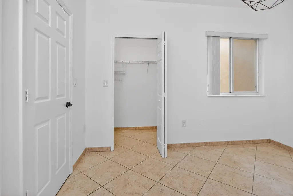 7085 Nova Drive Davie FL 33317