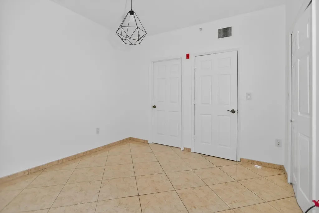 7085 Nova Drive Davie FL 33317