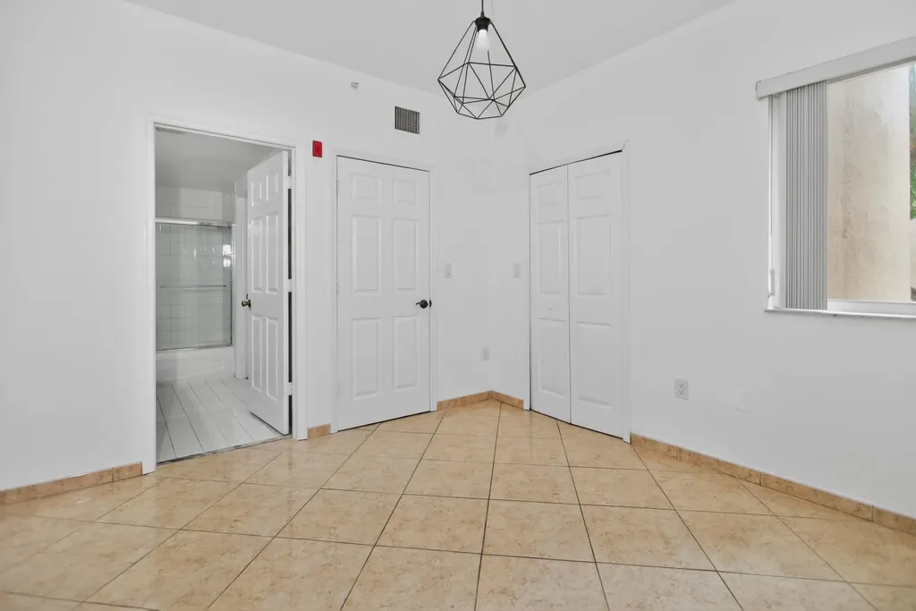 7085 Nova Drive Davie FL 33317