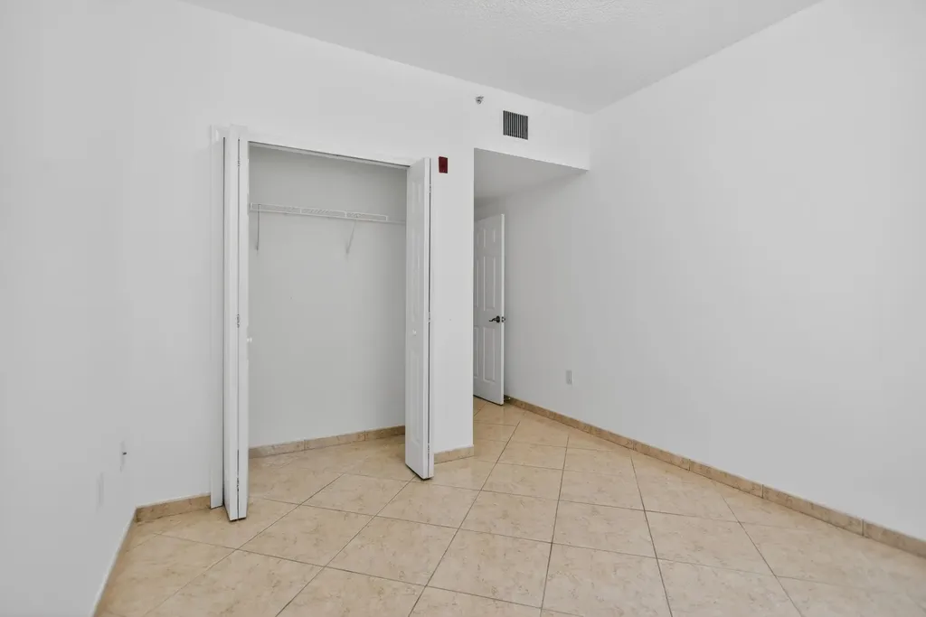 7085 Nova Drive Davie FL 33317
