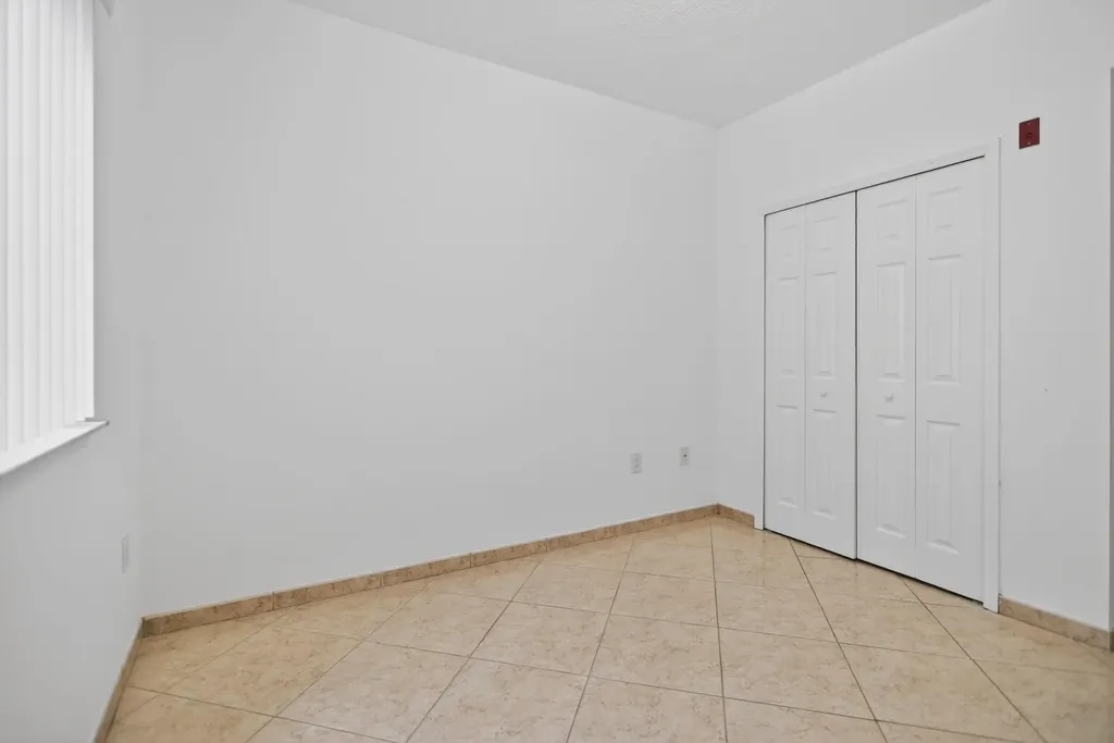 7085 Nova Drive Davie FL 33317