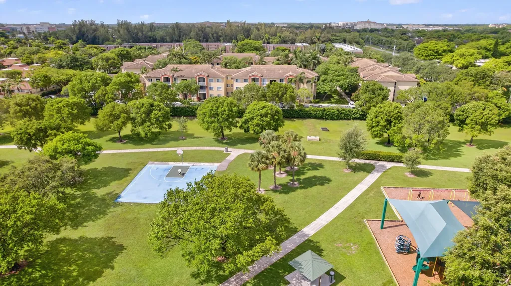 7085 Nova Drive Davie FL 33317