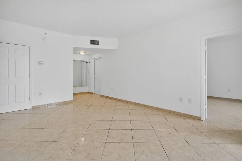 7085 Nova Drive Davie FL 33317