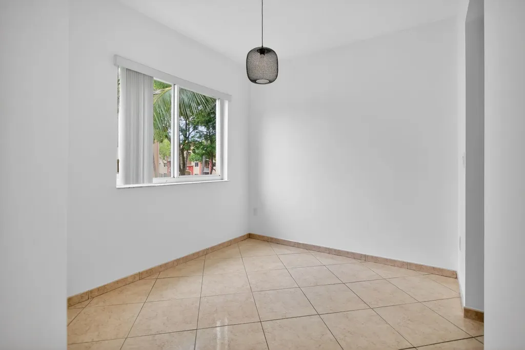 7085 Nova Drive Davie FL 33317