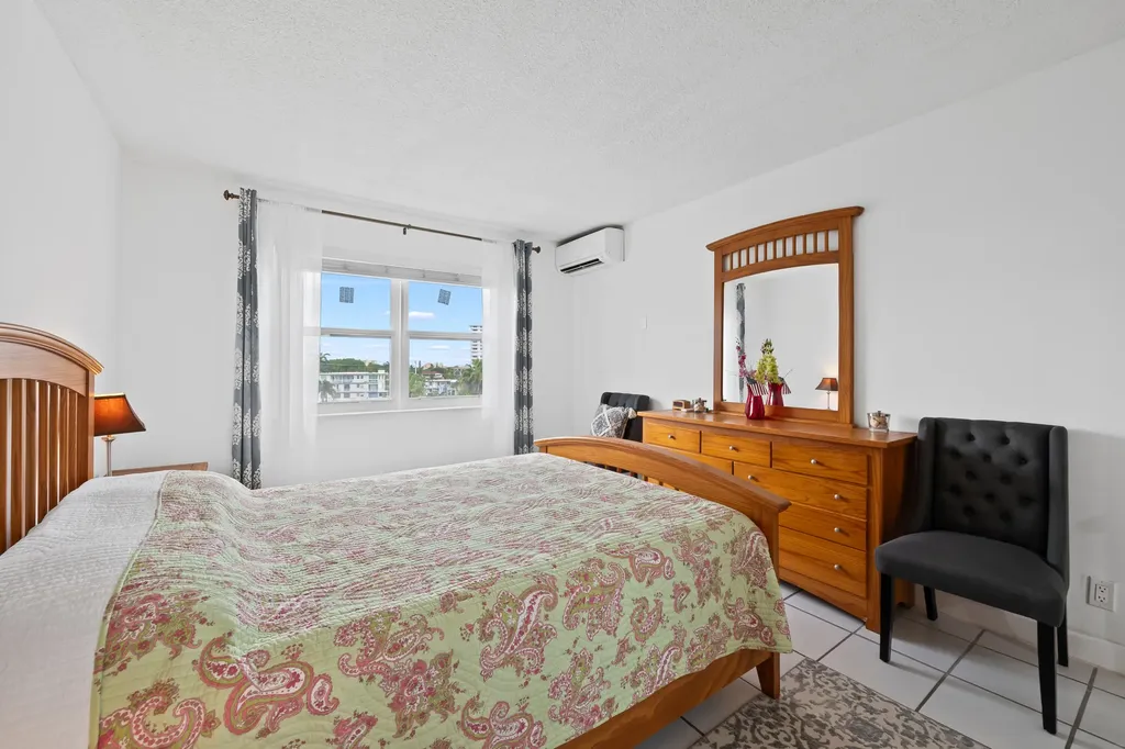 720 Orton Avenue Fort Lauderdale FL 33304