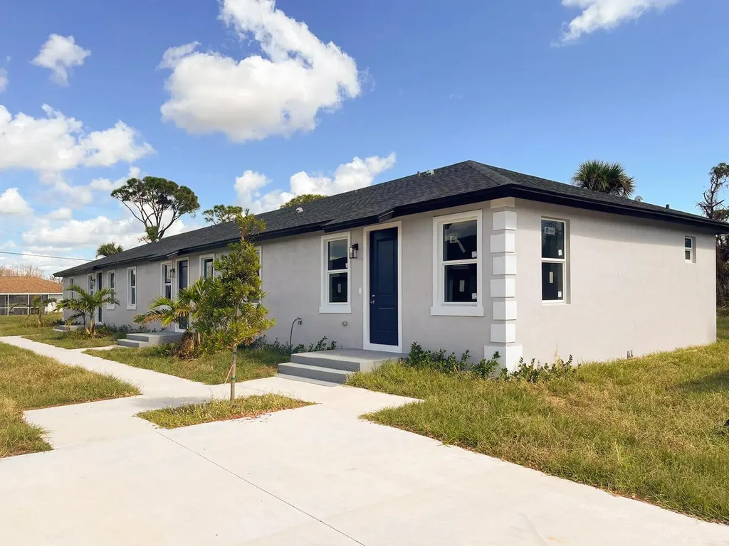 246 W Rotonda Boulevard Boulevard W Rotonda West FL 33947
