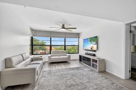 3516 Whitehall Drive West Palm Beach FL 33401