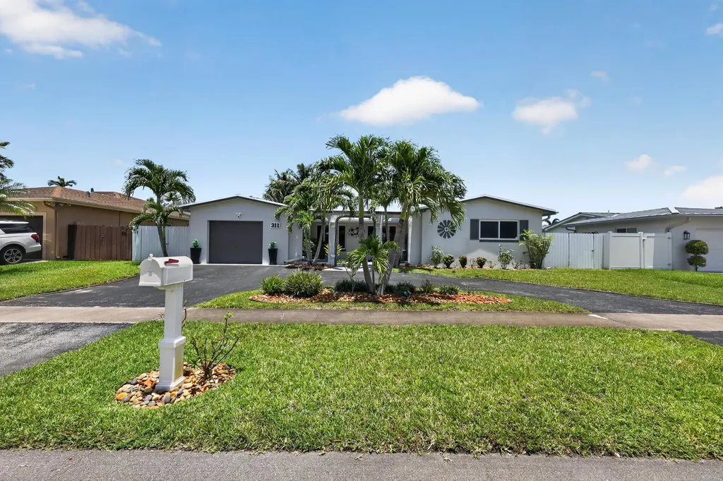 311 NW 93rd Terrace Pembroke Pines FL 33024