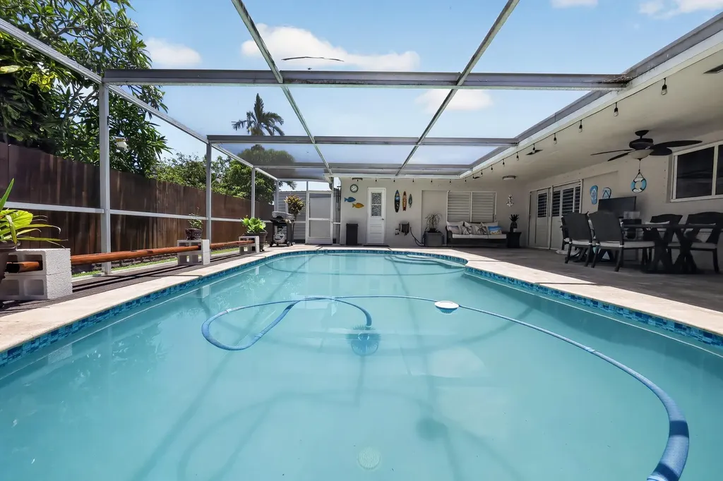 311 NW 93rd Terrace Pembroke Pines FL 33024