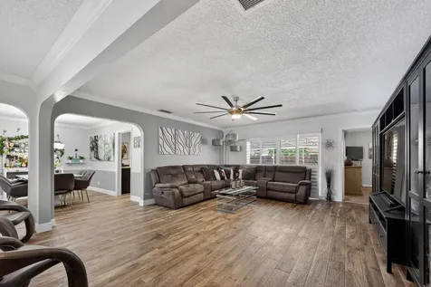 311 NW 93rd Terrace Pembroke Pines FL 33024