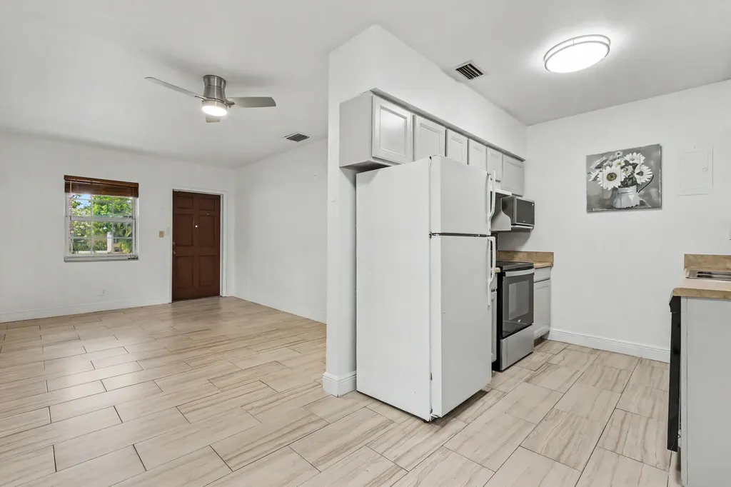 604 NE 14th Place Fort Lauderdale FL 33304