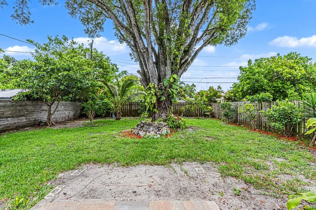 604 NE 14th Place Fort Lauderdale FL 33304