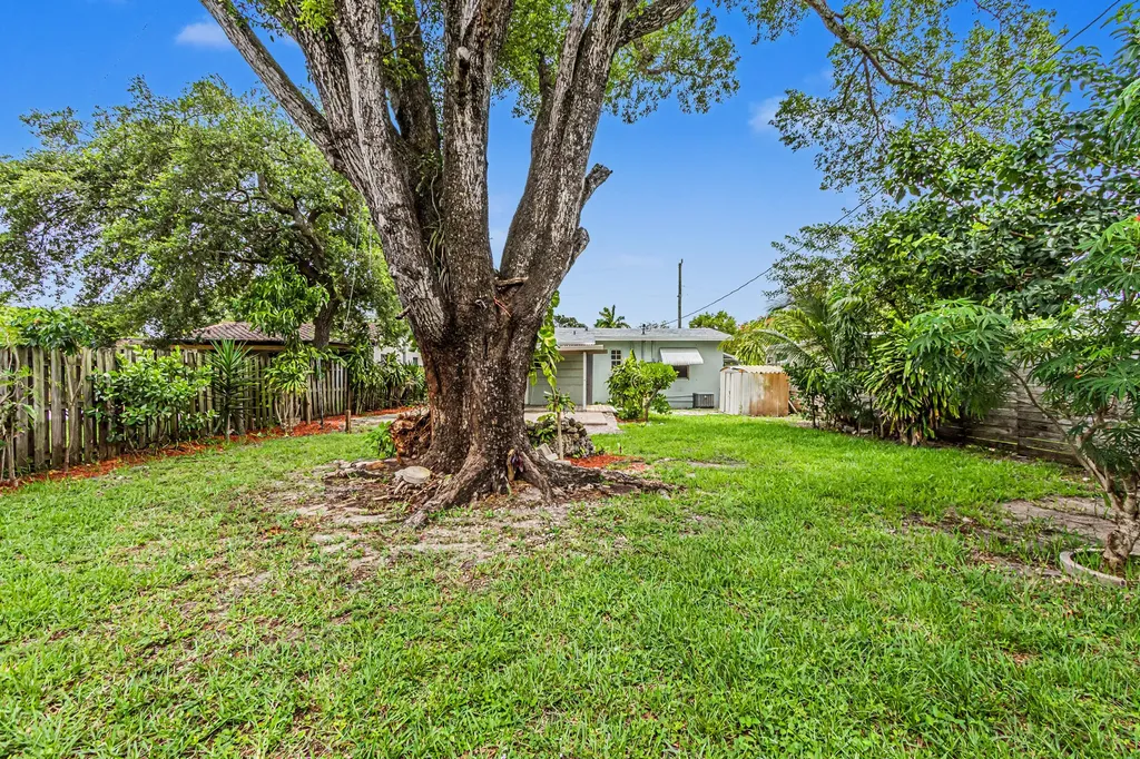 604 NE 14th Place Fort Lauderdale FL 33304