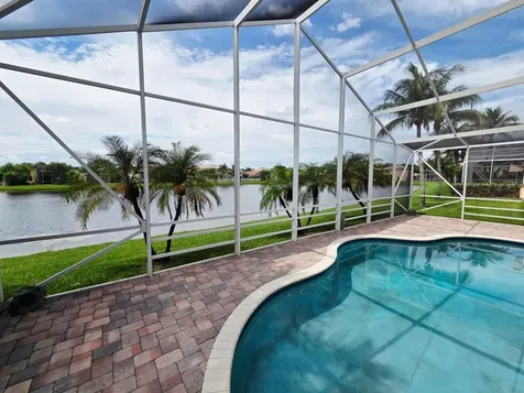 7120 Via Leonardo Lake Worth FL 33467