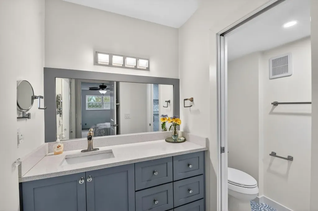3425 Via Poinciana Lake Worth FL 33467