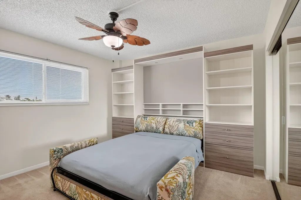 3425 Via Poinciana Lake Worth FL 33467