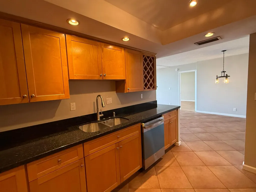 531 N Ocean Boulevard Pompano Beach FL 33062
