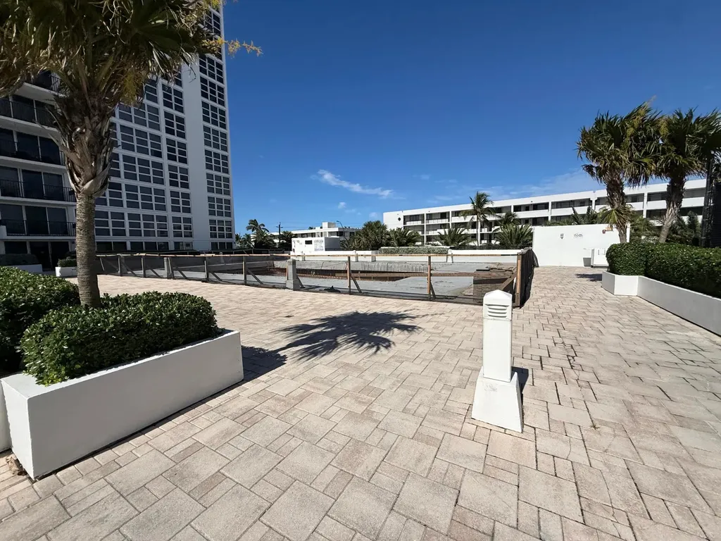 531 N Ocean Boulevard Pompano Beach FL 33062