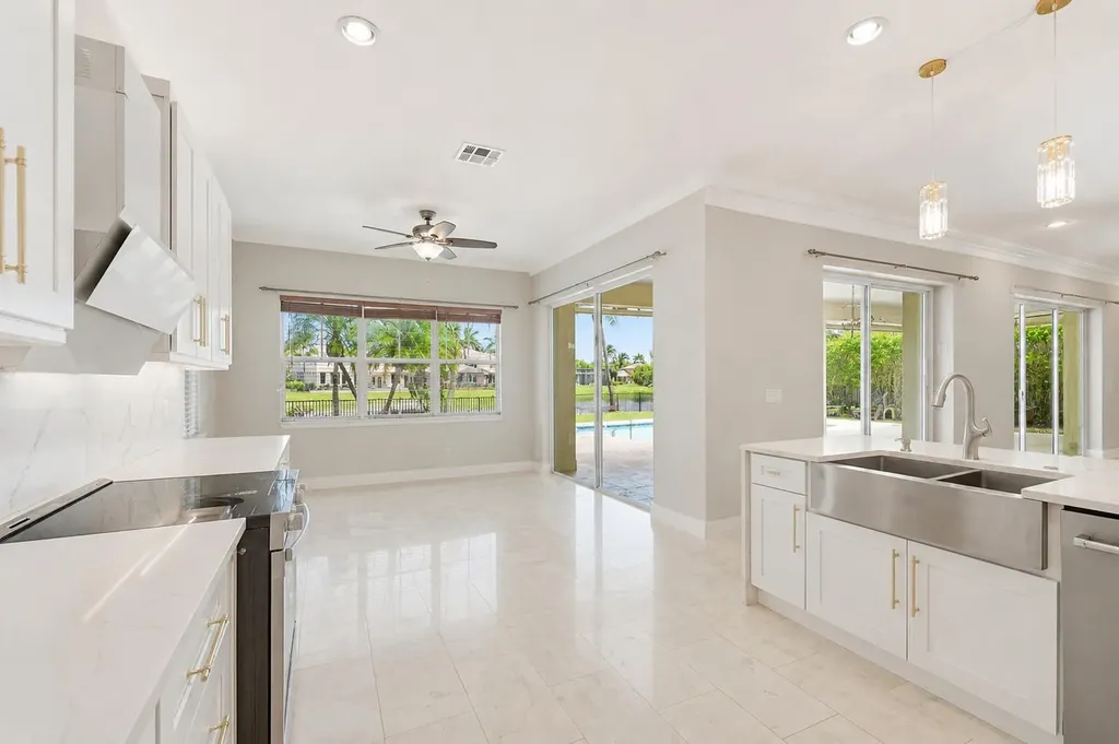 7598 NW 117th Lane Parkland FL 33076