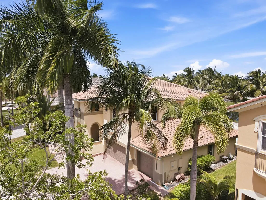 7598 NW 117th Lane Parkland FL 33076