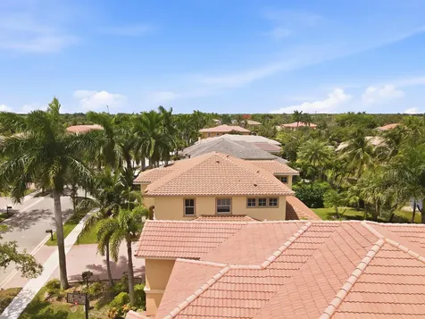 7598 NW 117th Lane Parkland FL 33076